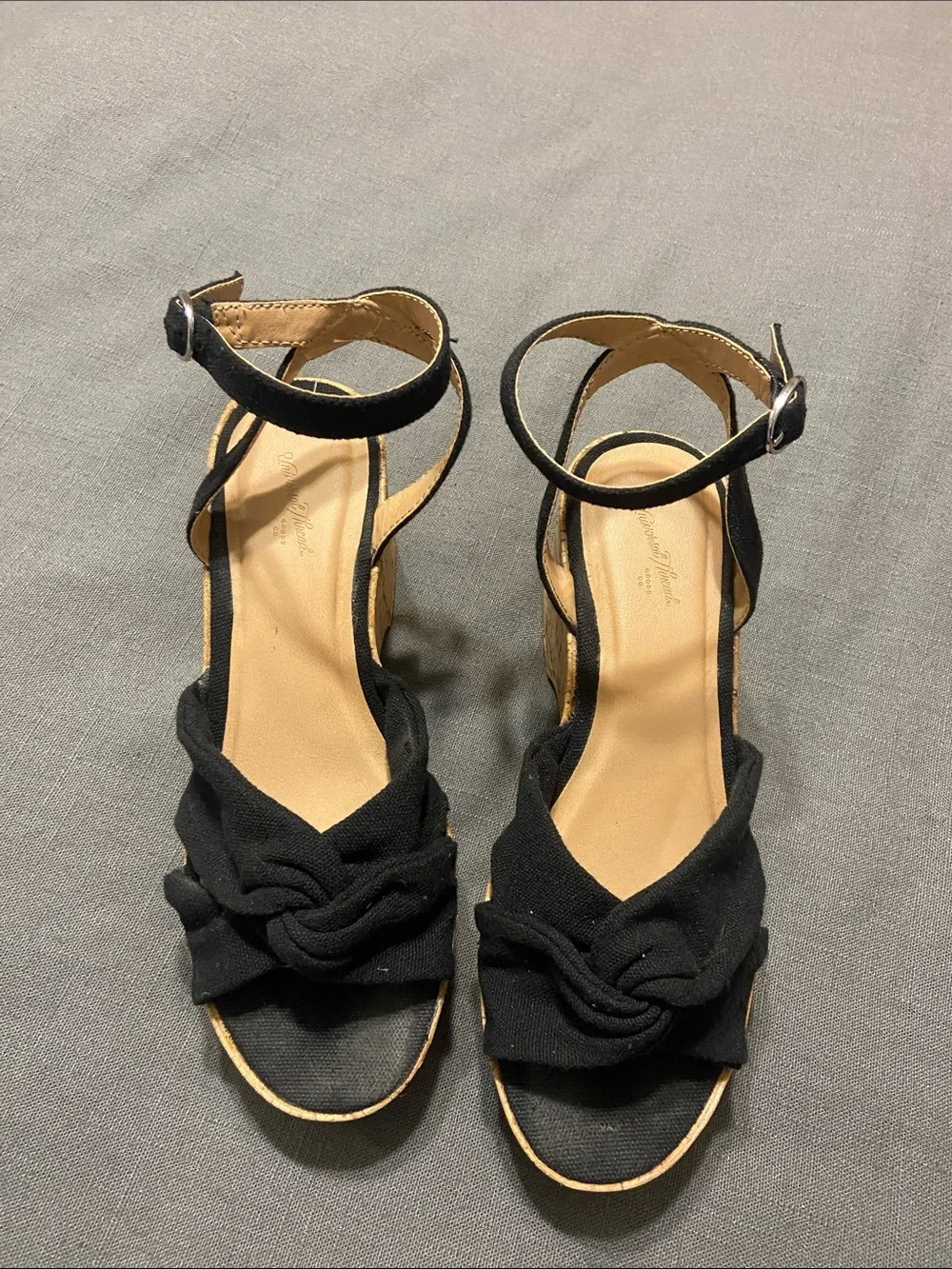 Universal thread Mellie sz 7 black ankle Strap cork wedge shoes